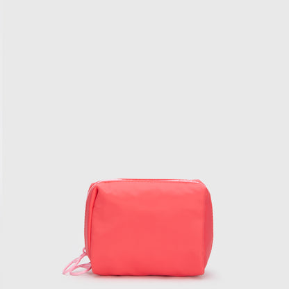 POUCH DAY ESSENTIALS