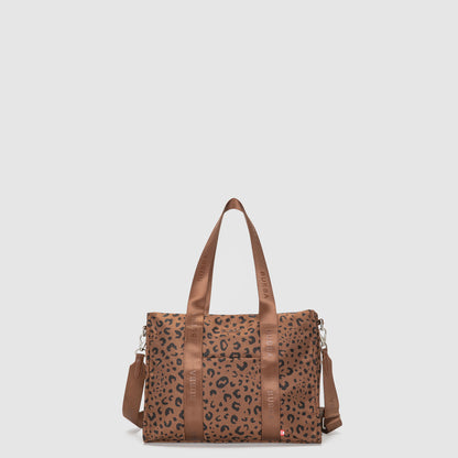 TOTE ESSENTIAL